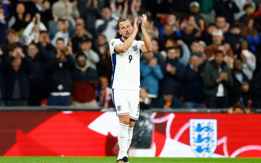 Harry Kane celebra con doblete su centenario