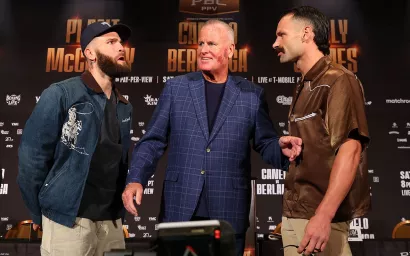 Caleb Plant vs. Trevor McCumby. Pelea por el título interino de los Supermedianos de la Asociación Mundial de Boxeo