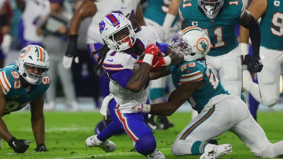 Los Bills están haciendo sufrir a los Dolphins en casa al medio tiempo