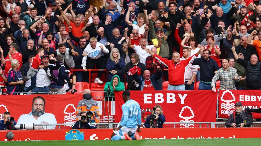 Liverpool perdió el invicto en la Premier League ante Nottingham Forest