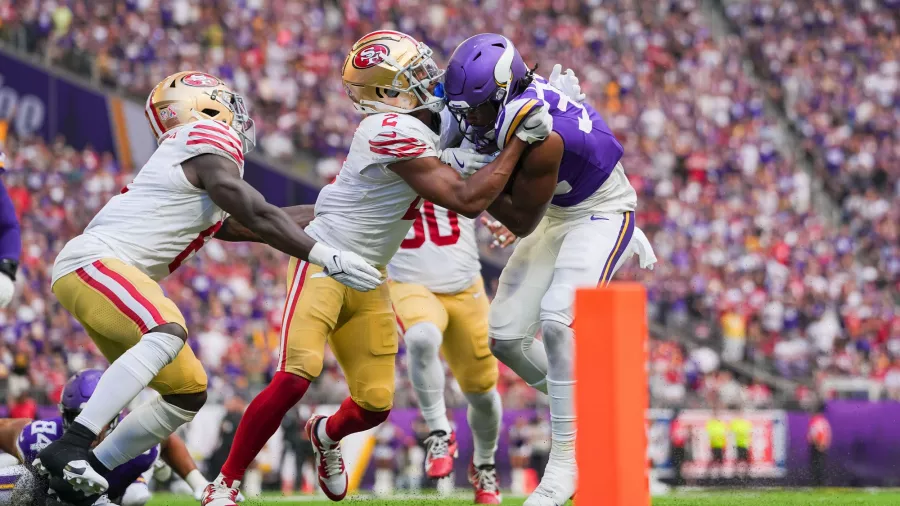 Los Vikings fueron implacables con los 49ers