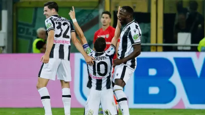 Udinese lidera la Serie A después de 12 temporadas; Milan en la media tabla