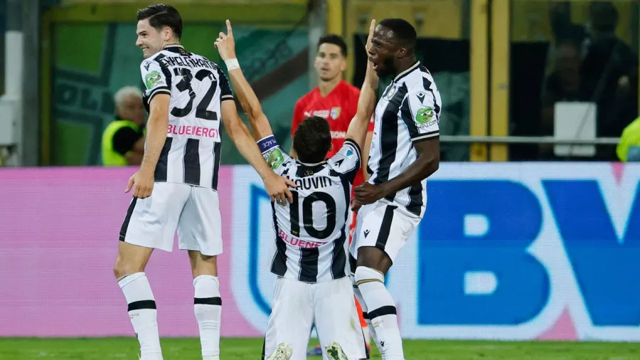 Udinese lidera la Serie A después de 12 temporadas; Milan navega en la media tabla