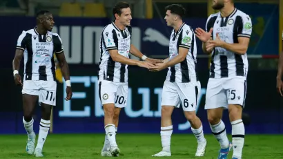 Florian Thauvin le dio el liderato de la Serie A a Udinese