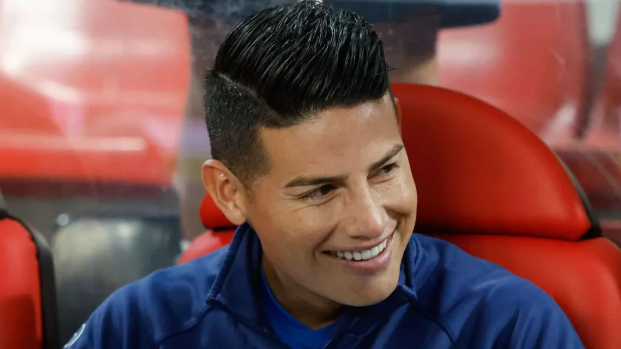 James Rodríguez encendió el estadio de Vallecas en su debut