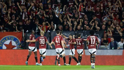 Sparta Praga aplastó a Salzburg y estará entre los mejores de la Champions League