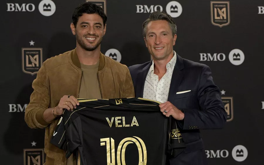 Carlos Vela vuelve a sonreír porque el 10 del LAFC sigue siendo de él