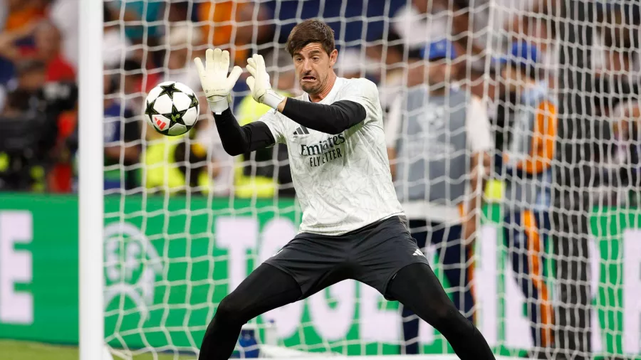 Portero: Thibaut Courtois, Real Madrid