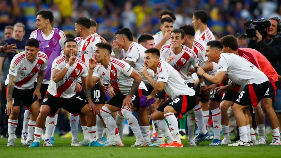 River silenció la 'Bombonera' en el Clásico Argentino