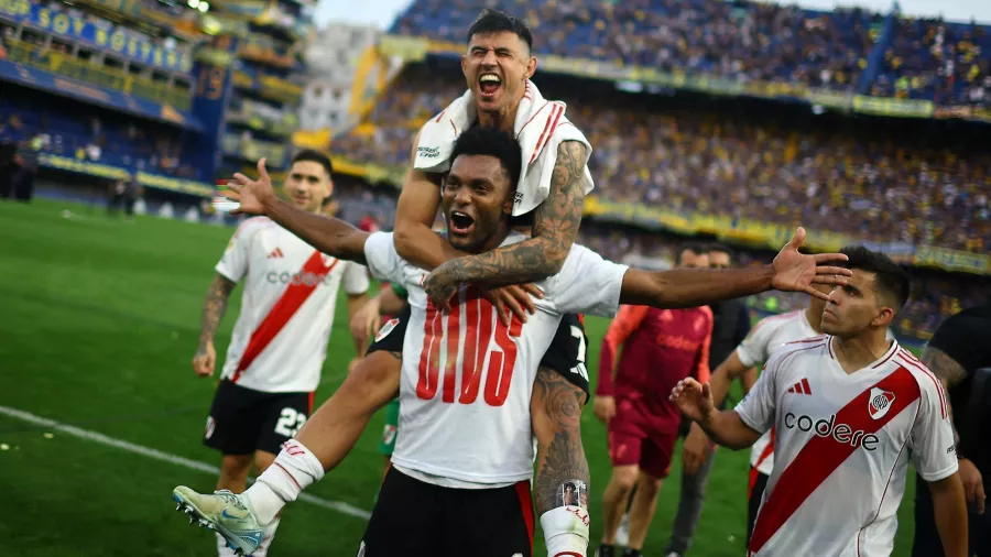 River silenció la 'Bombonera' en el Clásico Argentino