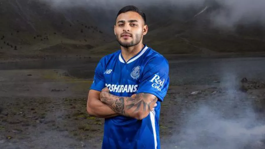 El uniforme azul de los Diablos, un homenaje al Nevado de Toluca