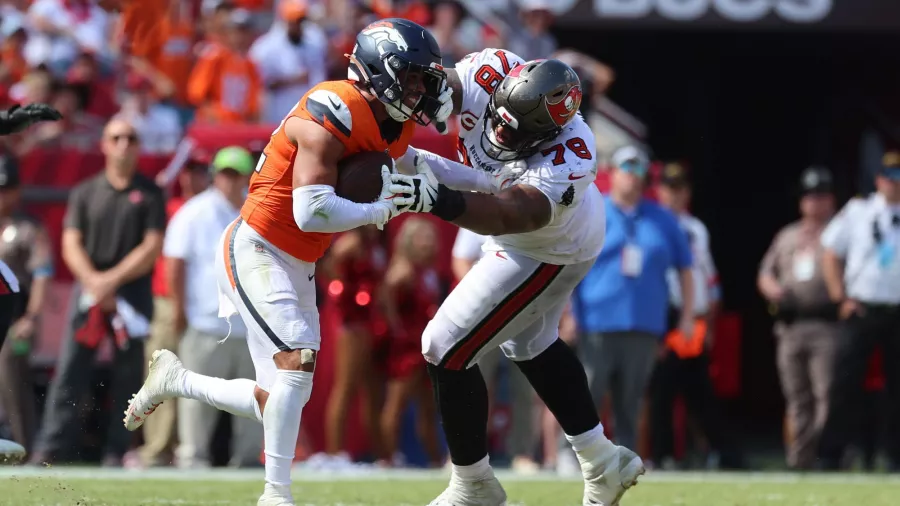 Denver Broncos 26-7 Tampa Bay Buccaneers