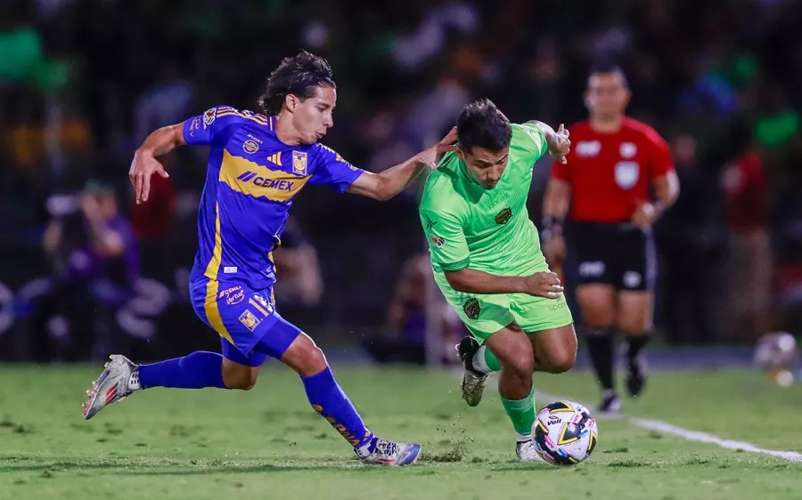 Tigres rescata la victoria en el último momento