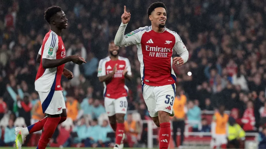 La sangre nueva de Arsenal avanzó en la Carabao Cup