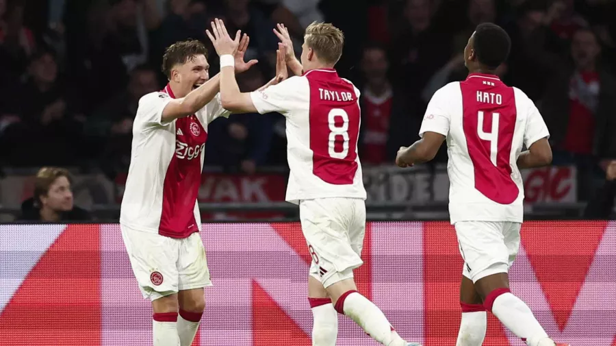 Ajax 4-0 Besiktas