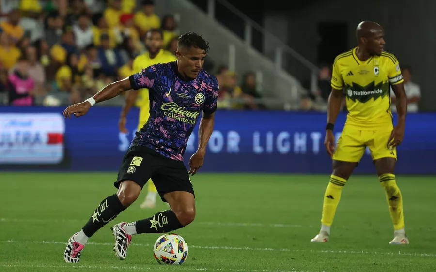 El América juega la final con su uniforme de gala