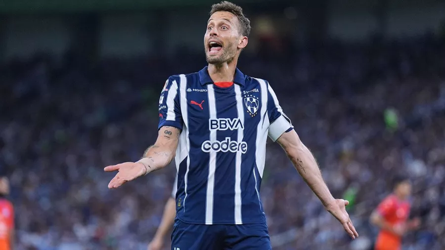 2.	Rayados, 86 millones de euros | Sergio Canales, 9 MDE