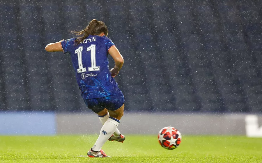 Real Madrid debuta en la Champions League femenil con derrota