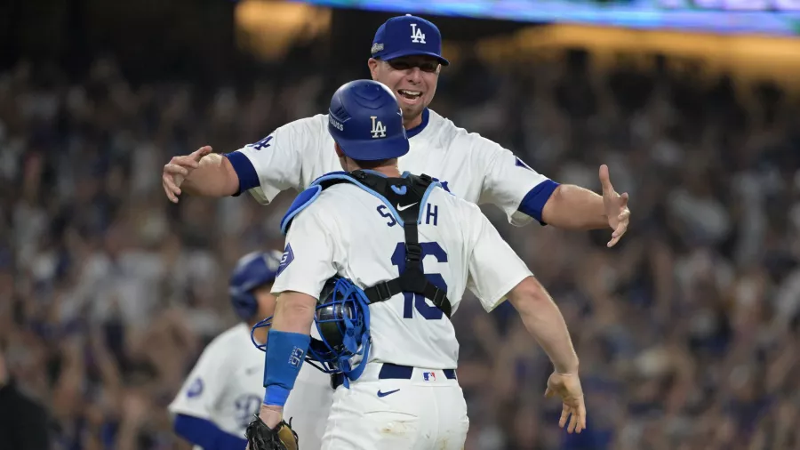 Los Dodgers taparon bocas y festejaron a lo grande