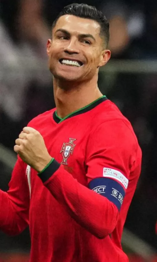 Cristiano Ronaldo llega a 906 goles y remolca a Portugal a la victoria