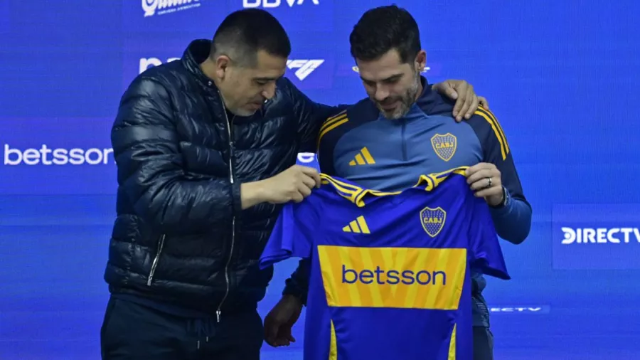 Fernando Gago fue presentado con Boca Juniors, el equipo de sus amores