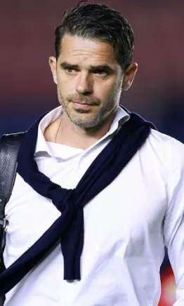 Si creen que Chivas fue lo único que maltrató Fernando Gago, deberían ver su casa