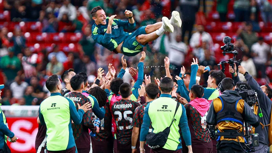 HOMENAJE. Los entrenamientos y jugar 18 minutos ante EUA, fue la despedida de Andrés Guardado.