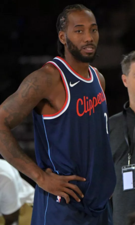 Kawhi Leonard no estará pronto de regreso con los Clippers