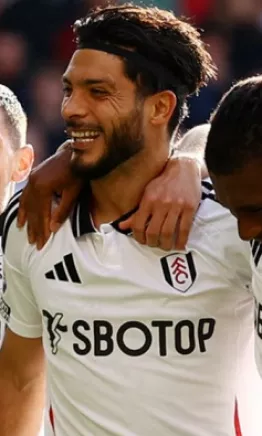 Ni cómo dudarlo: "en Fulham siempre creímos en Raúl Jiménez"