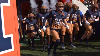 Tienes que ver el increíble uniforme retro de la Universidad de Illinois