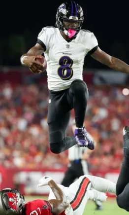 Lamar Jackson y los Ravens fueron imparables en Tampa Bay