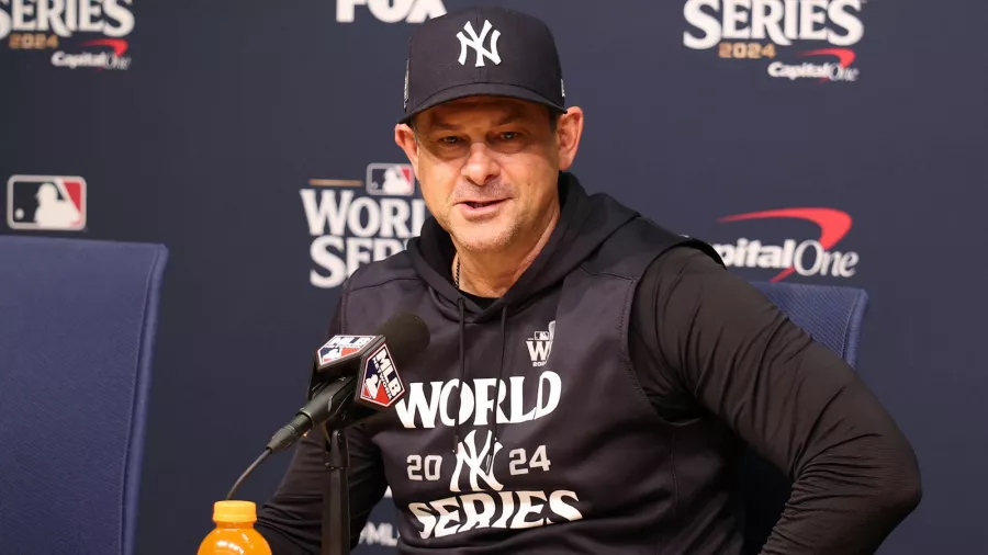 Aunque ha sido criticado, Aaron Boone tiene a los Yankees donde muchos otros no pudieron