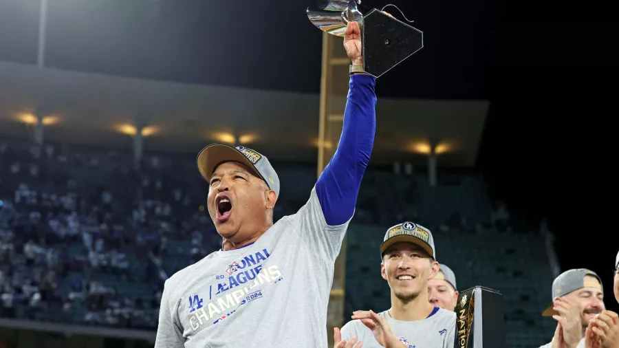 Dave Roberts ya ganó una Serie Mundial con los Dodgers y quiere seguir brillando