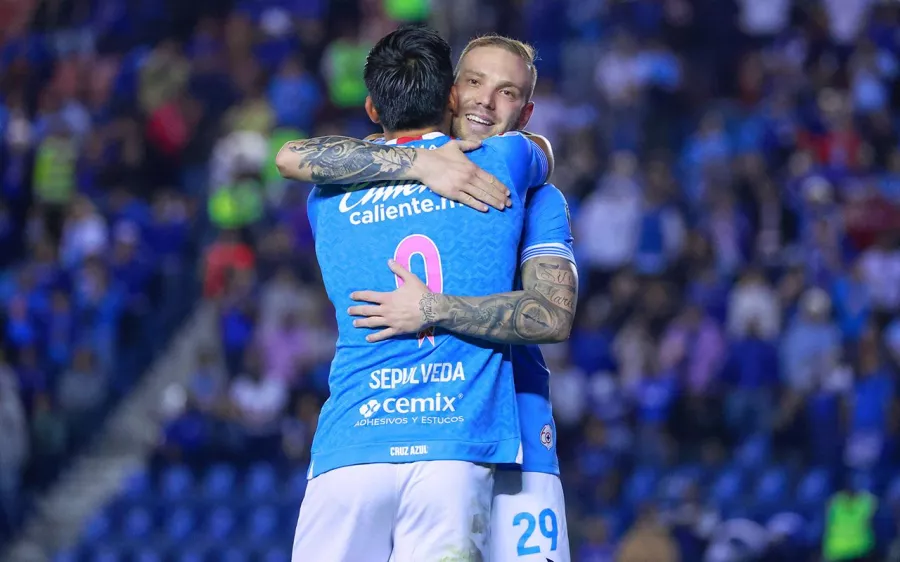 Ángel Sepúlveda fue la figura del imparable Cruz Azul