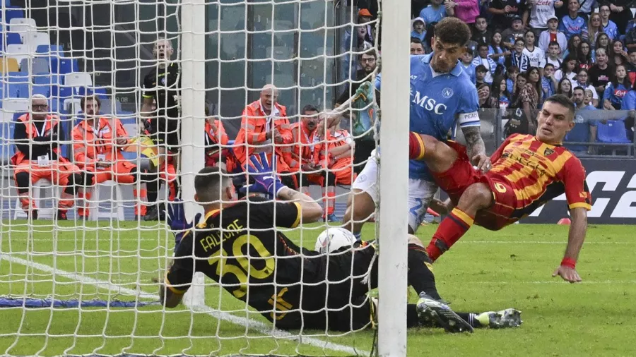 El gol del triunfo lo marcó Di Lorenzo a los 73 minutos