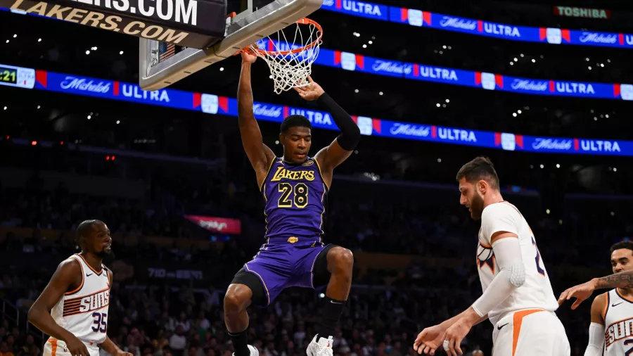 Espectacular remontada de los Lakers, que perdían por 20 puntos