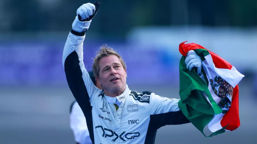 Brad Pitt se unió a la velocidad del Gran Premio de México