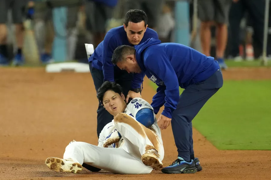 La lesión de Shohei Ohtani ensombreció el triunfo de los Dodgers