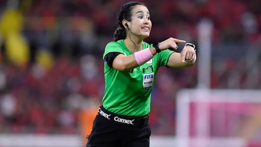 Tan poca acción tuvo el partido que la árbitra Katia Itzel García solo agregó cuatro minutos de compensación.