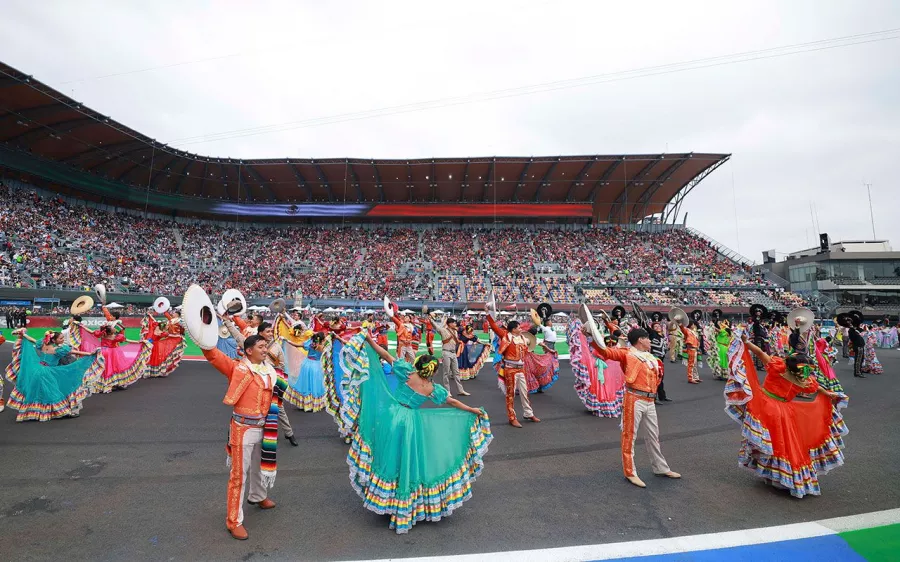 Así vibra México, un año más con Sergio 'Checo' Pérez y la F1