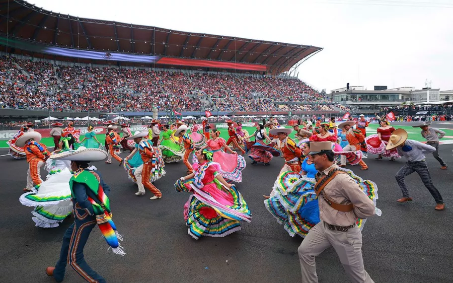 Así vibra México, un año más con Sergio 'Checo' Pérez y la F1