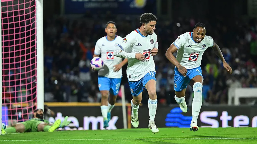 Así celebró La Máquina sus dos goles de vestidor en Ciudad Universitaria.