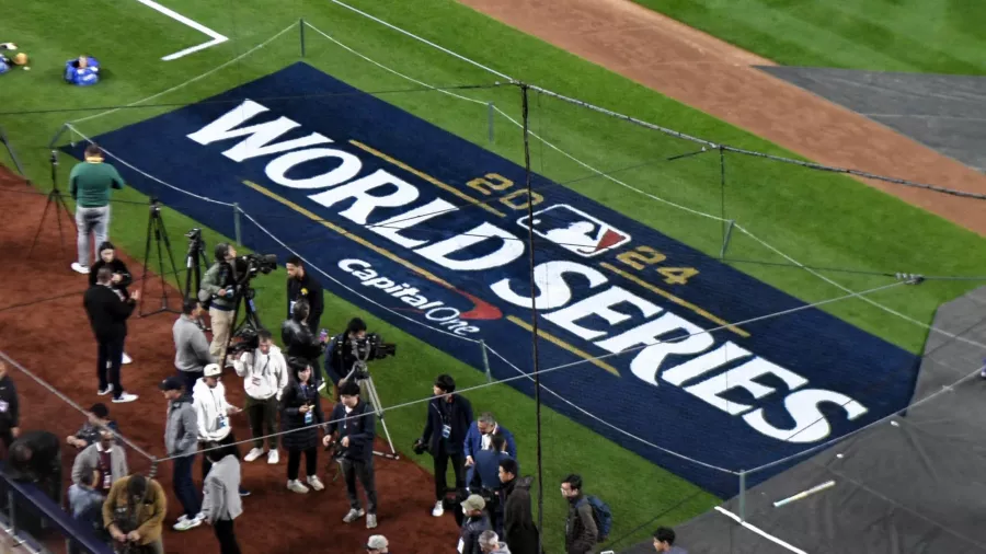 El Yankee Stadium está listo para la batalla de este lunes