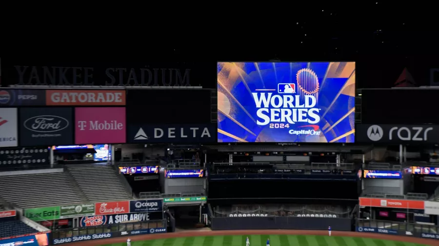 El Yankee Stadium está listo para la batalla de este lunes