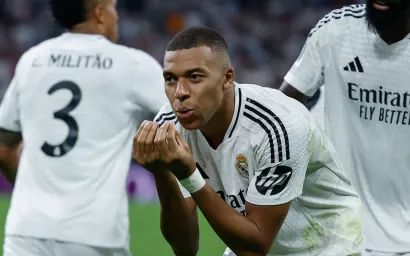 Kylian Mbappé. Real Madrid. Ganador compartido del premio Gerd Müller al mejor goleador del año.