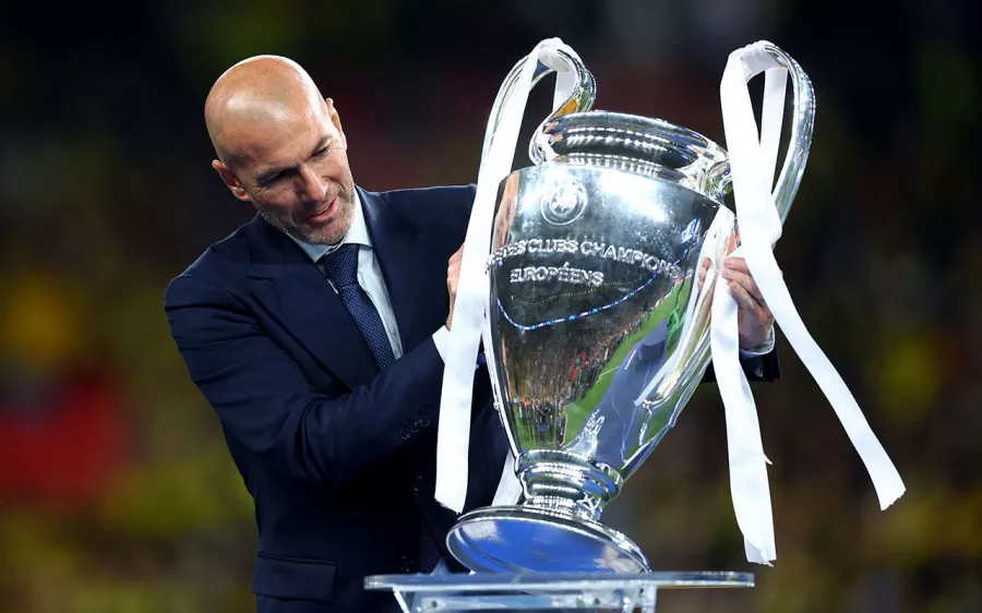 Zinedine Zidane. (Exentrenador del Real Madrid)