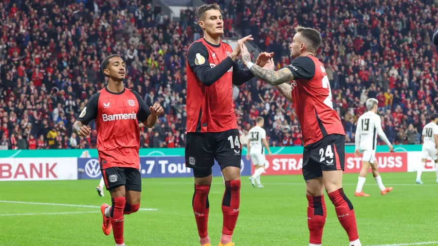 Primeros goles de Schick esta temporada en la Pokal