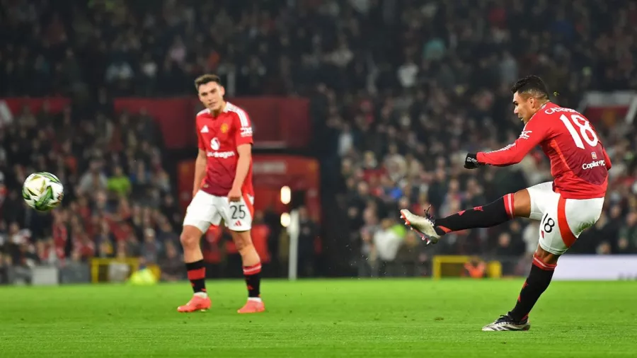 Casemiro adelantó al conjunto de Old Trafford a los 15 minutos