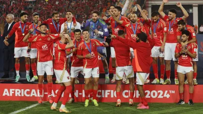 Así celebraron la victoria en la African-Asian Pacific Cup, una manera de legitimar este play off prmaturo de la Copa Intercontinental.