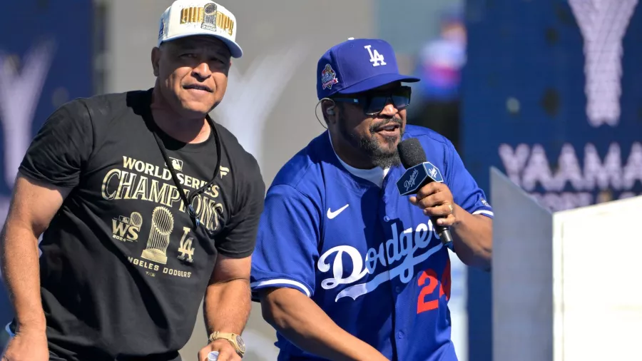 El Dodger Stadium arropó a sus héroes del diamante